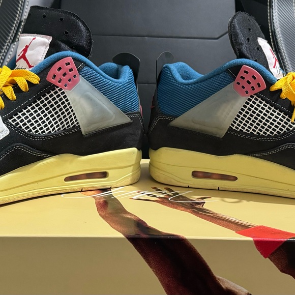 The Air Jordan 4 Union LA Off Noir - Picture 4 of 15